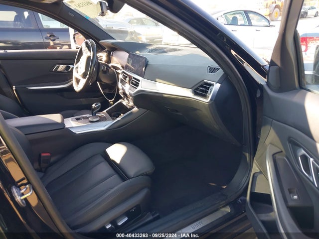 BMW 330I 2019 WBA5R1C53KAK06786 Image 5