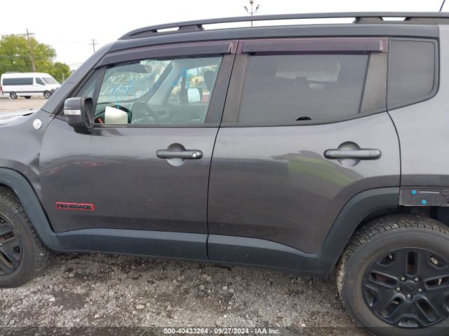 ZACCJBCBXJPH06343 Jeep Renegade Trailhawk 4x4
