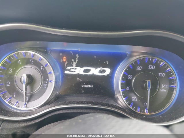 Chrysler 300C 2016 2C3CCAEG8GH167488 Image 7