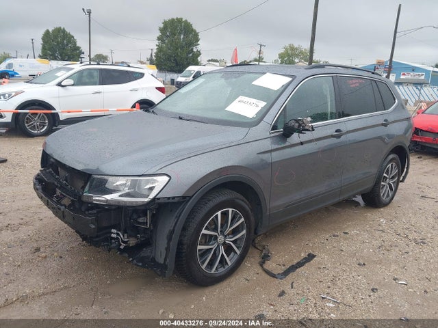 3VV2B7AX8KM064716 Volkswagen Tiguan