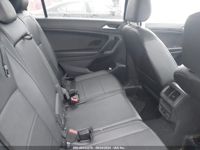 3VV2B7AX8KM064716 Volkswagen Tiguan