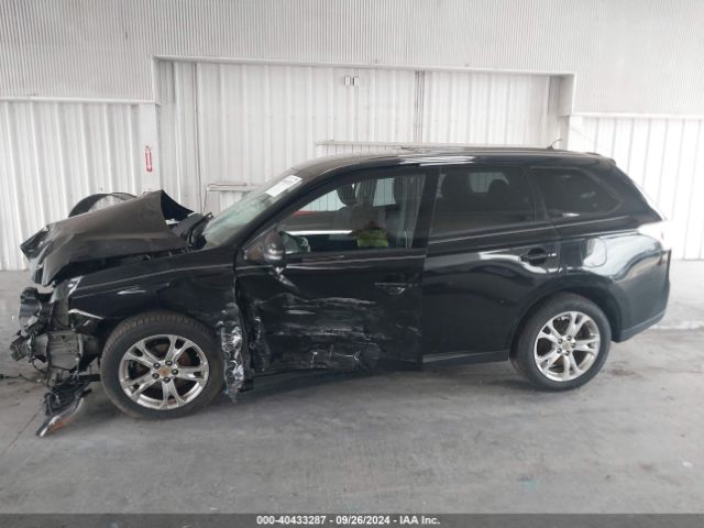 JA4AD3A32EZ011257 Mitsubishi Outlander Se