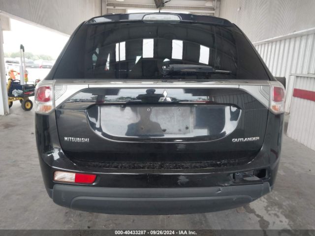 JA4AD3A32EZ011257 Mitsubishi Outlander Se