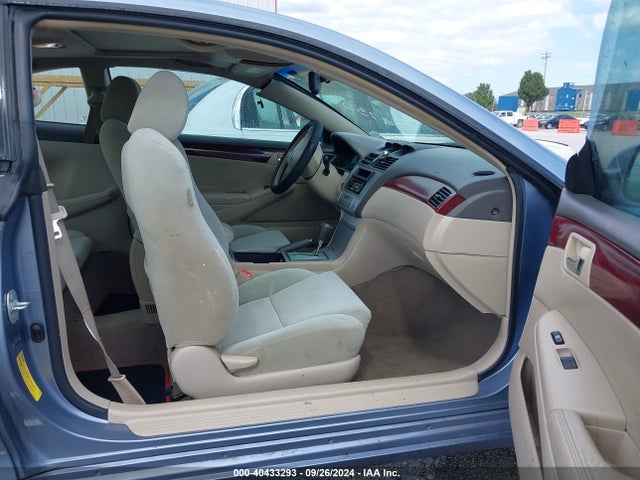 40433293 :رقم المزاد ، 4T1CE38P35U973533 vin ، 2005 Toyota Camry Solara Sle مزاد بيع