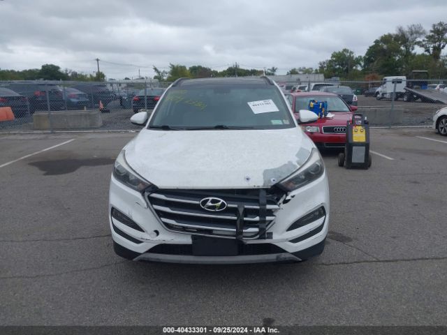 KM8J3CA24JU643020 Hyundai Tucson Value