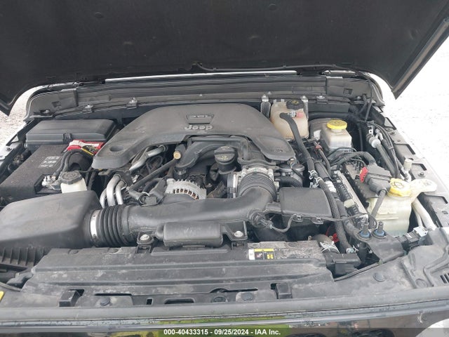 1C4HJXDG9KW662952 Jeep Wrangler Unlimited Sport S 4x4