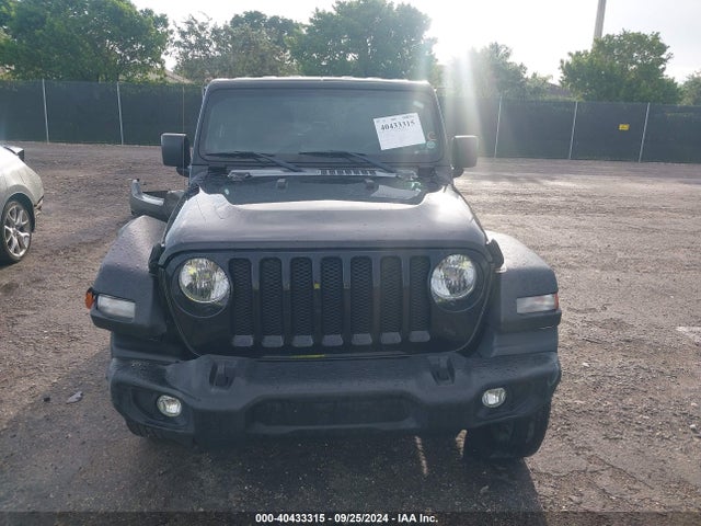 1C4HJXDG9KW662952 Jeep Wrangler Unlimited Sport S 4x4
