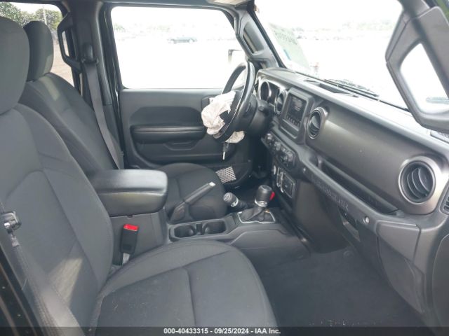 1C4HJXDG9KW662952 Jeep Wrangler Unlimited Sport S 4x4