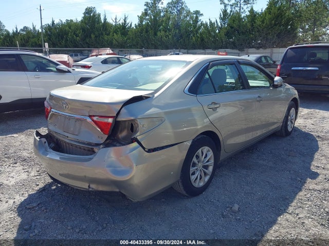 Toyota CAMRY LE 2016 4T4BF1FK3GR559438 Image 4