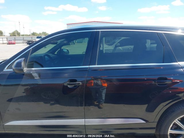 WA1LAAF79KD038143 Audi Q7 55 Premium