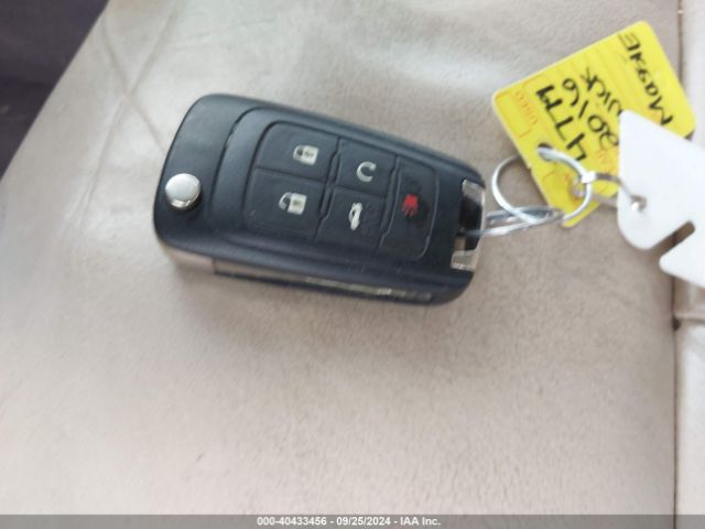 1G4GB5G39GF105970 Buick Lacrosse Leather