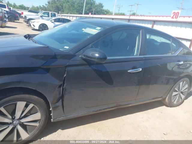 1N4BL4DV9NN330944 Nissan Altima Sv Fwd