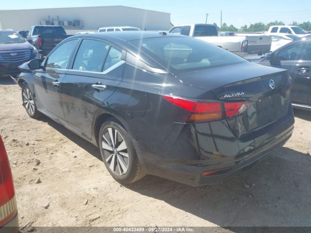 1N4BL4DV9NN330944 Nissan Altima Sv Fwd