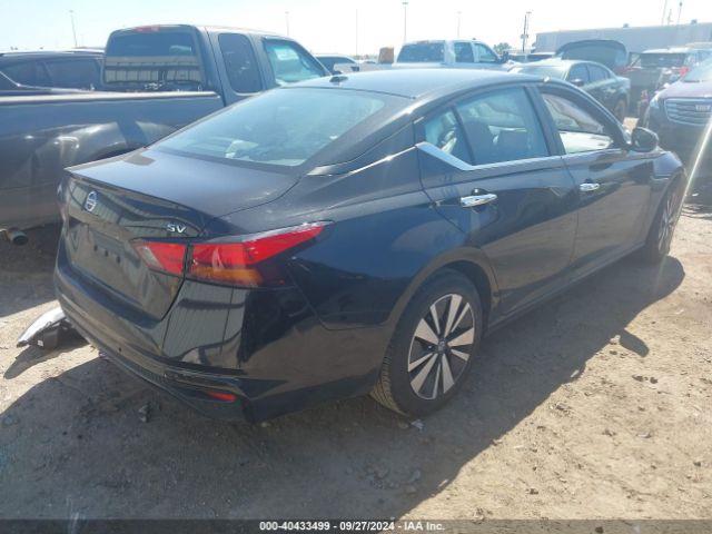 1N4BL4DV9NN330944 Nissan Altima Sv Fwd