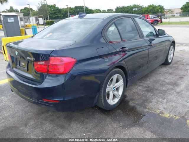 WBA3C3C58FK203015 BMW 320i Xdrive