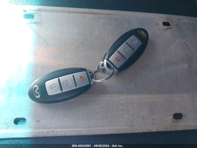 JN1BJ0RP9HM389606 Infiniti QX50
