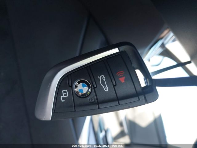 3MW89FF09P8D10101 BMW 330i Xdrive