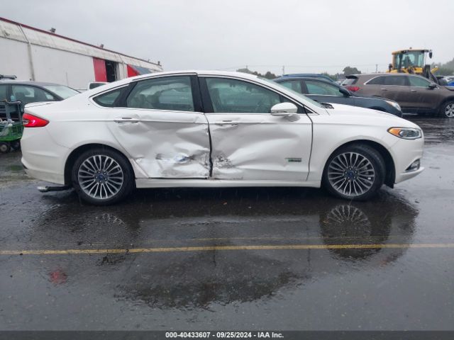 3FA6P0SU8JR260899 Ford Fusion Energi Titanium