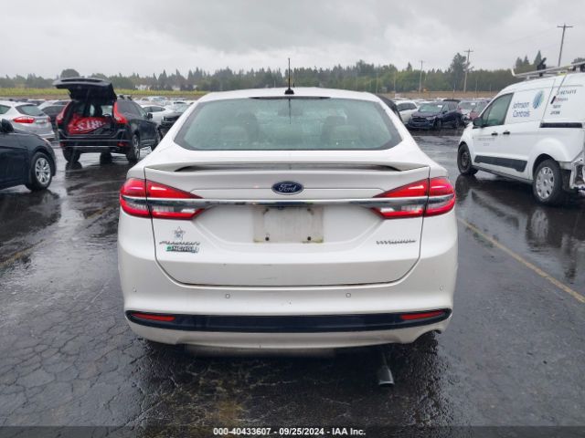 3FA6P0SU8JR260899 Ford Fusion Energi Titanium