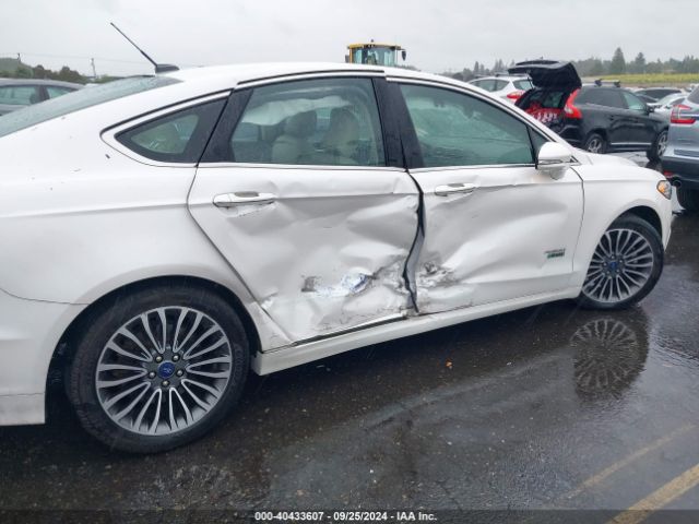 3FA6P0SU8JR260899 Ford Fusion Energi Titanium
