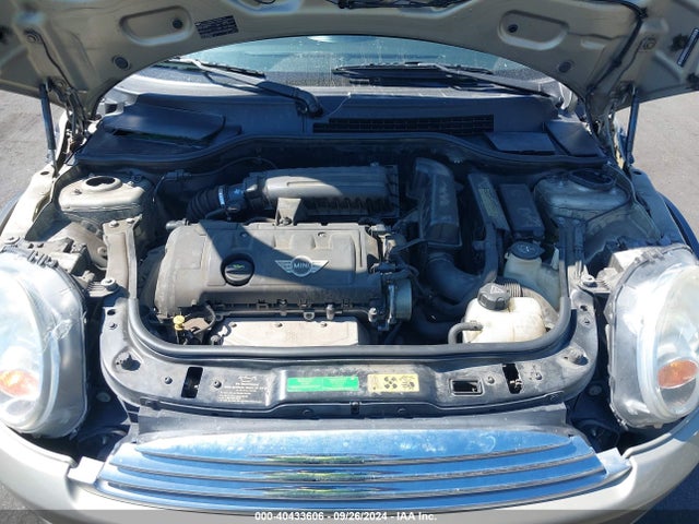 2009 MINI COOPER WMWMF33579TU74805 Photo 9