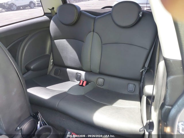 2009 MINI COOPER WMWMF33579TU74805 Photo 7