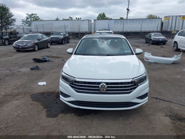 3VWE57BU2KM049231 Volkswagen Jetta 1.4t Sel