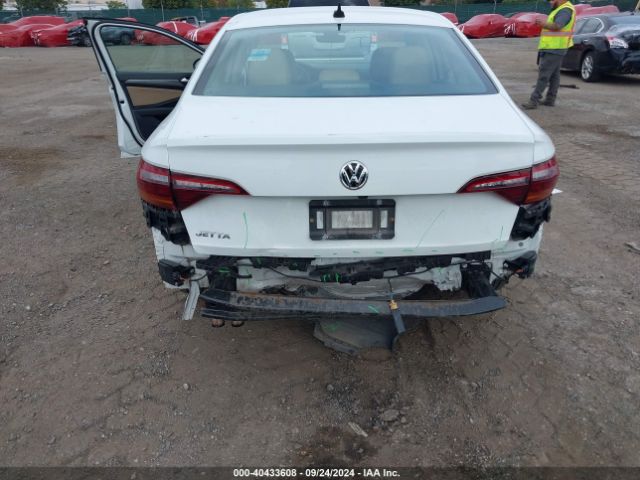3VWE57BU2KM049231 Volkswagen Jetta 1.4t Sel