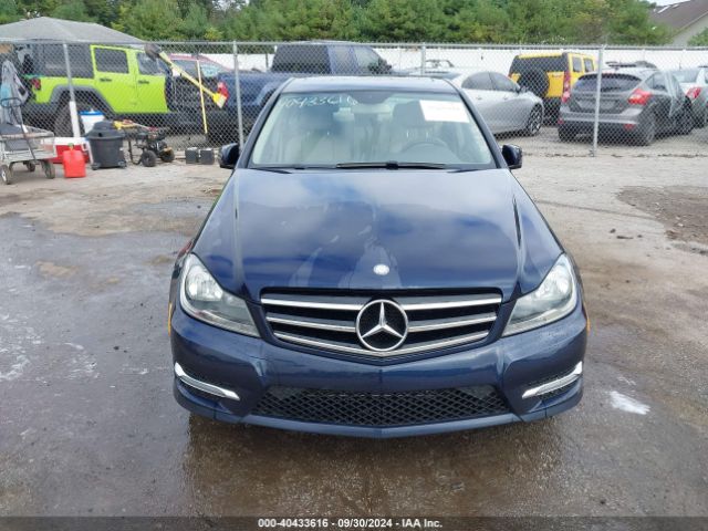 WDDGF8ABXEA939823 Mercedes-Benz C 300 Luxury 4matic/sport 4matic