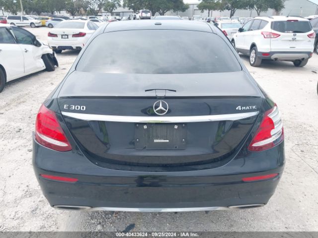 WDDZF4KB5JA342962 Mercedes-Benz E 300 4matic