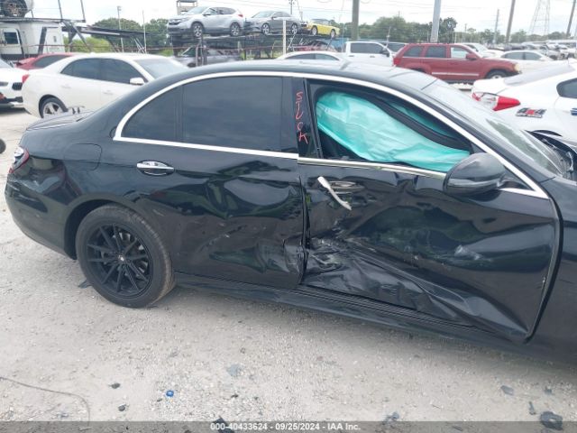 WDDZF4KB5JA342962 Mercedes-Benz E 300 4matic