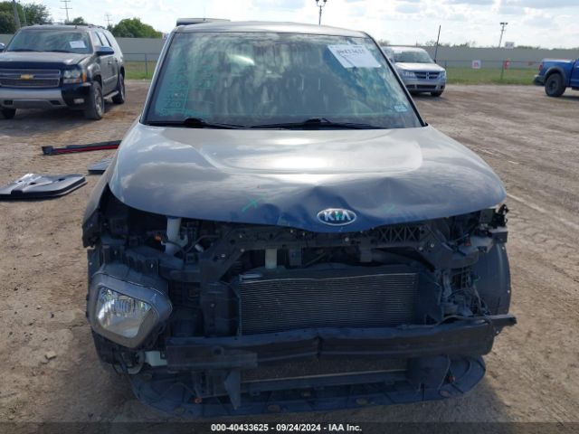 KNDJ63AU3L7092027 KIA Soul Gt-line