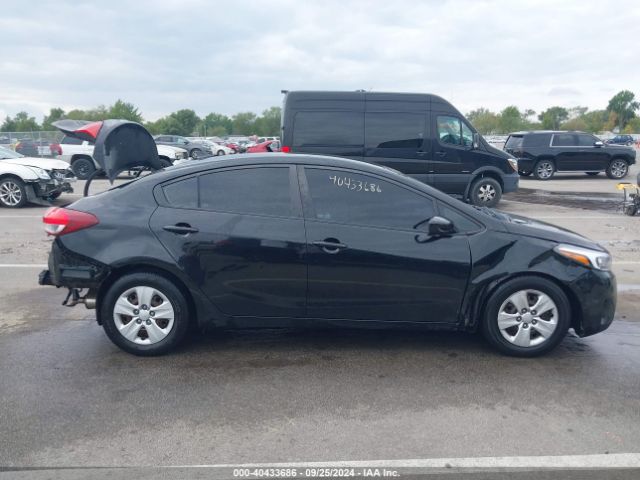 3KPFK4A70HE099395 KIA FORTE LX