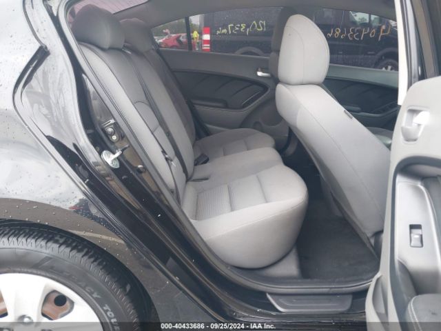 3KPFK4A70HE099395 KIA FORTE LX
