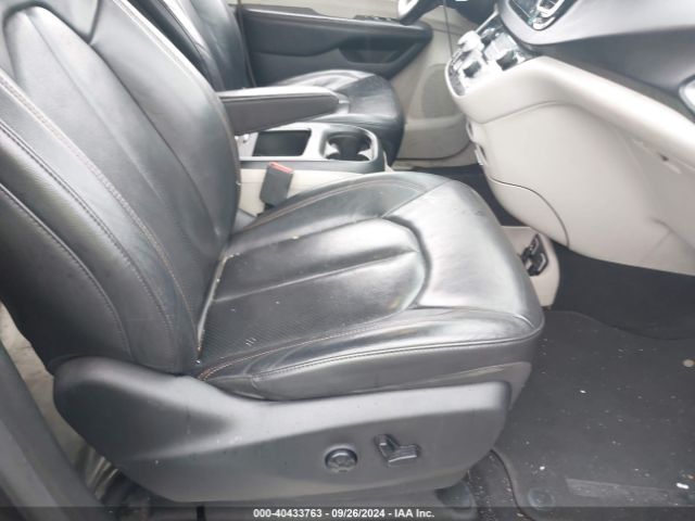 2C4RC1EG0HR764006 Chrysler Pacifica Touring-l Plus