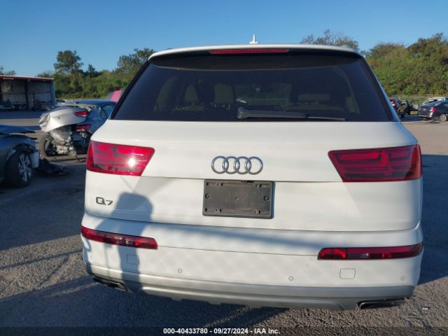 WA1VAAF77KD017364 Audi Q7 55 Premium
