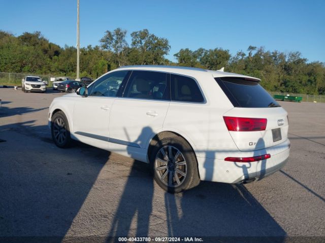 WA1VAAF77KD017364 Audi Q7 55 Premium