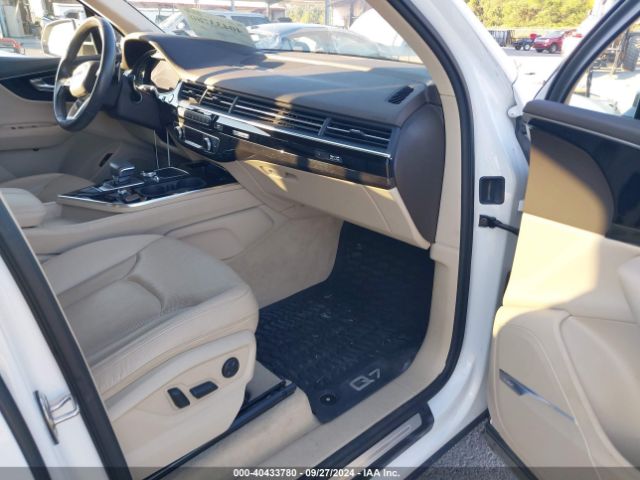 WA1VAAF77KD017364 Audi Q7 55 Premium