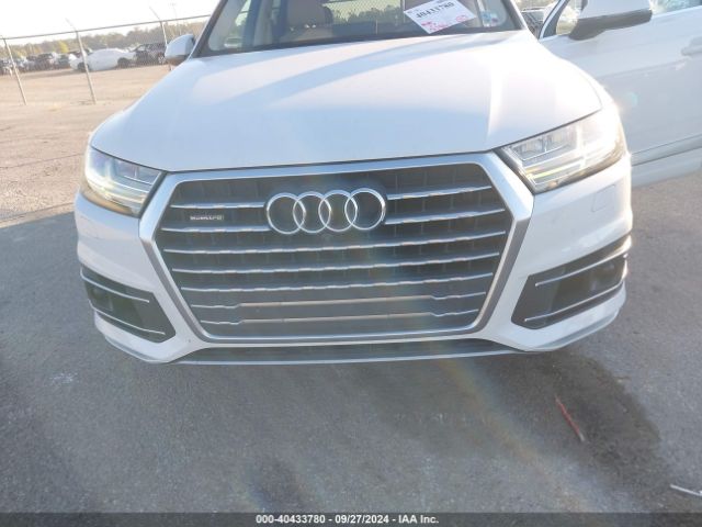 WA1VAAF77KD017364 Audi Q7 55 Premium