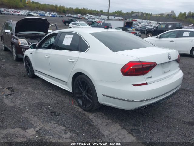 1VWDT7A37HC068023 Volkswagen Passat 1.8t R-line