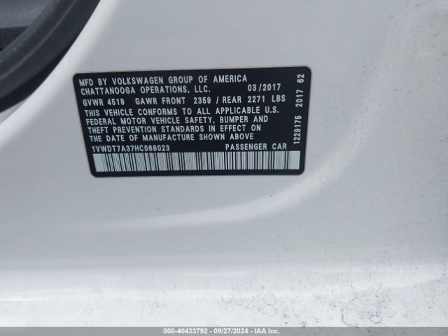 1VWDT7A37HC068023 Volkswagen Passat 1.8t R-line