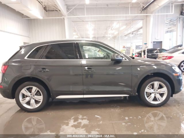 WA1BNAFY7K2079875 Audi Q5 45 Premium