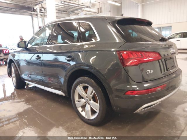 WA1BNAFY7K2079875 Audi Q5 45 Premium