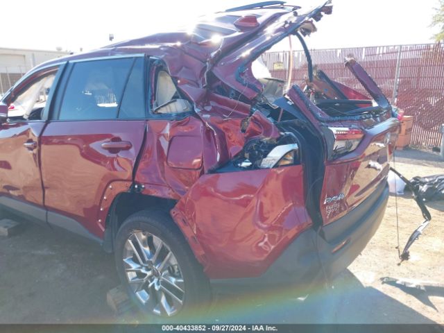 2T3C1RFV8MW173557 Toyota Rav4 Xle Premium