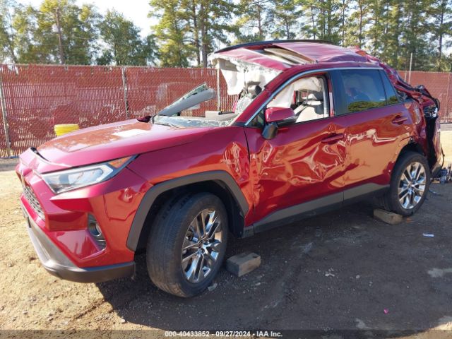 2T3C1RFV8MW173557 Toyota Rav4 Xle Premium
