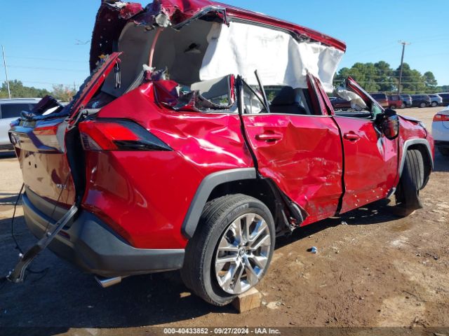 2T3C1RFV8MW173557 Toyota Rav4 Xle Premium