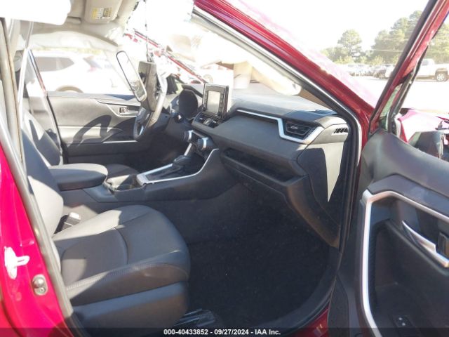 2T3C1RFV8MW173557 Toyota Rav4 Xle Premium