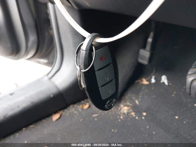 Nissan ROGUE SV 2015 KNMAT2MV7FP500394 Image 11
