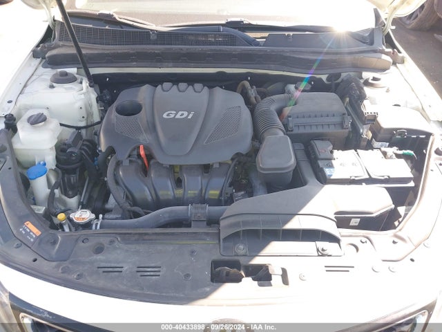 KNAGM4A72F5601845 KIA Optima Lx