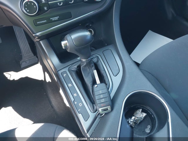 KNAGM4A72F5601845 KIA Optima Lx